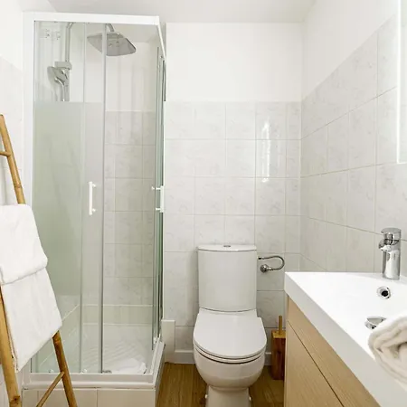 Apartment Le Petit Palais Avec Mezzanine De Charme Au Coeur De